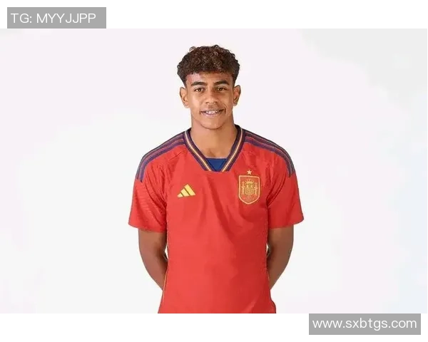 国内知名足球明星的成长历程与成就分析及其对中国足球的影响 国内知名足球明星的成长历程与成就分析及其对中国足球的影响